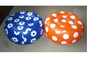 Picture of inflatable sofa and chair