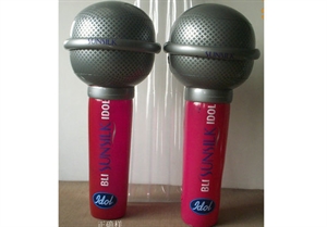 Image de Guitar and Microphone