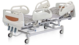 Agrandir l'image de 3 Crank Manual Medical Hospital Beds With Abs Side Rails   Weight Load 250kg Image de 3 Crank Manual Medical Hospital Beds With Abs Side Rails   Weight Load 250kg