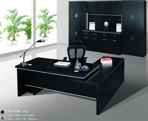 Picture of executive table