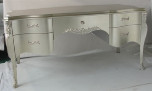 Picture of writing table