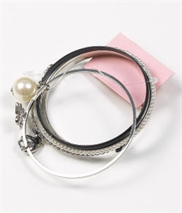 BRACELETS の画像